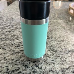 Yeti rambler warm drink